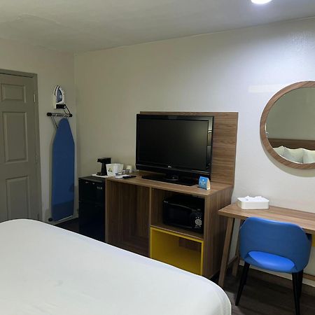 Days Inn By Wyndham El Centro Esterno foto
